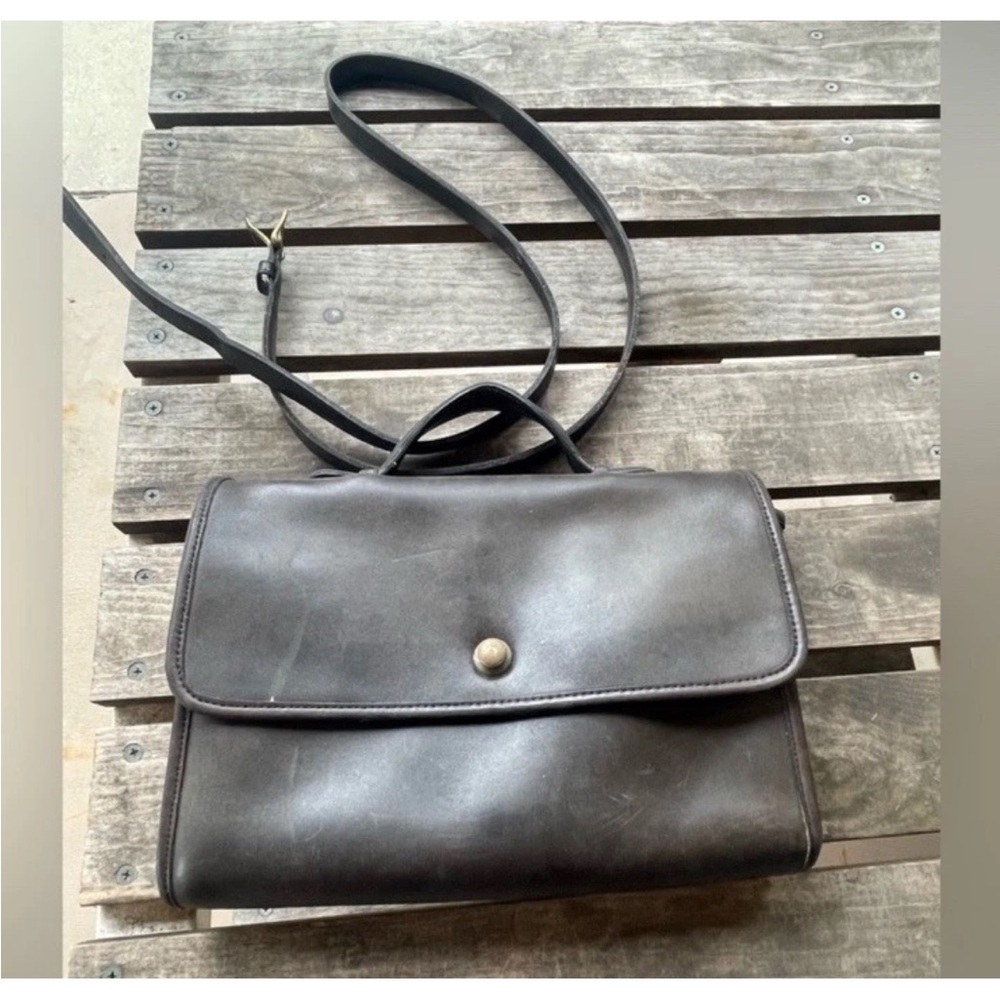Coach Avenue, vintage, glovetanned cowhide briefcase, USA, 90s- Rehab- Read